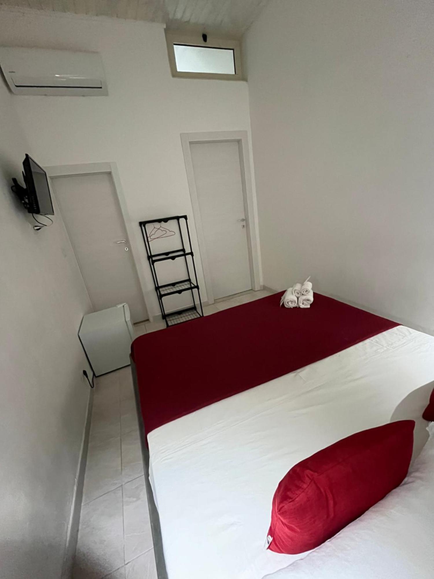 أفولا B&B Regina Rooms المظهر الخارجي الصورة