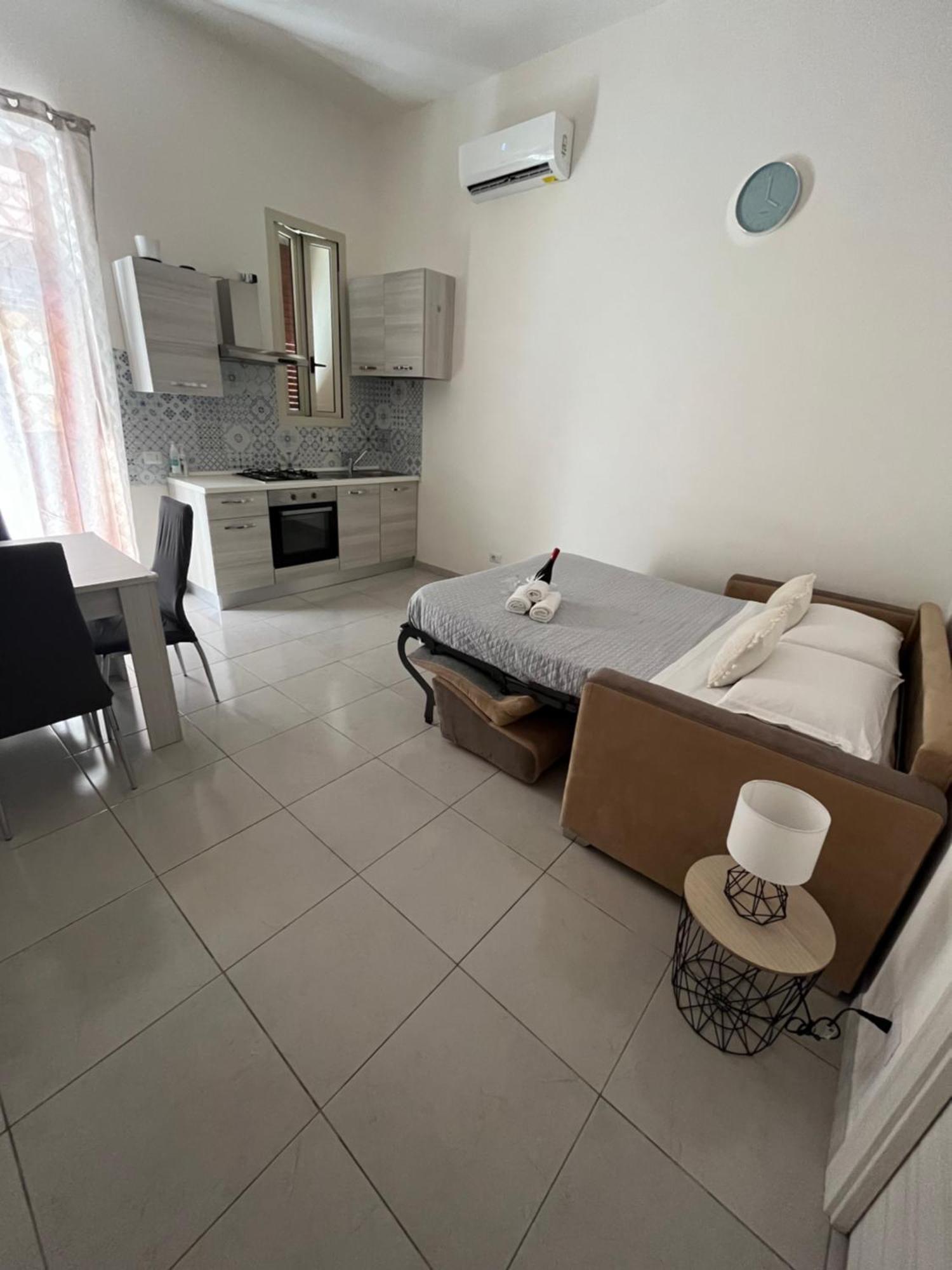 أفولا B&B Regina Rooms المظهر الخارجي الصورة