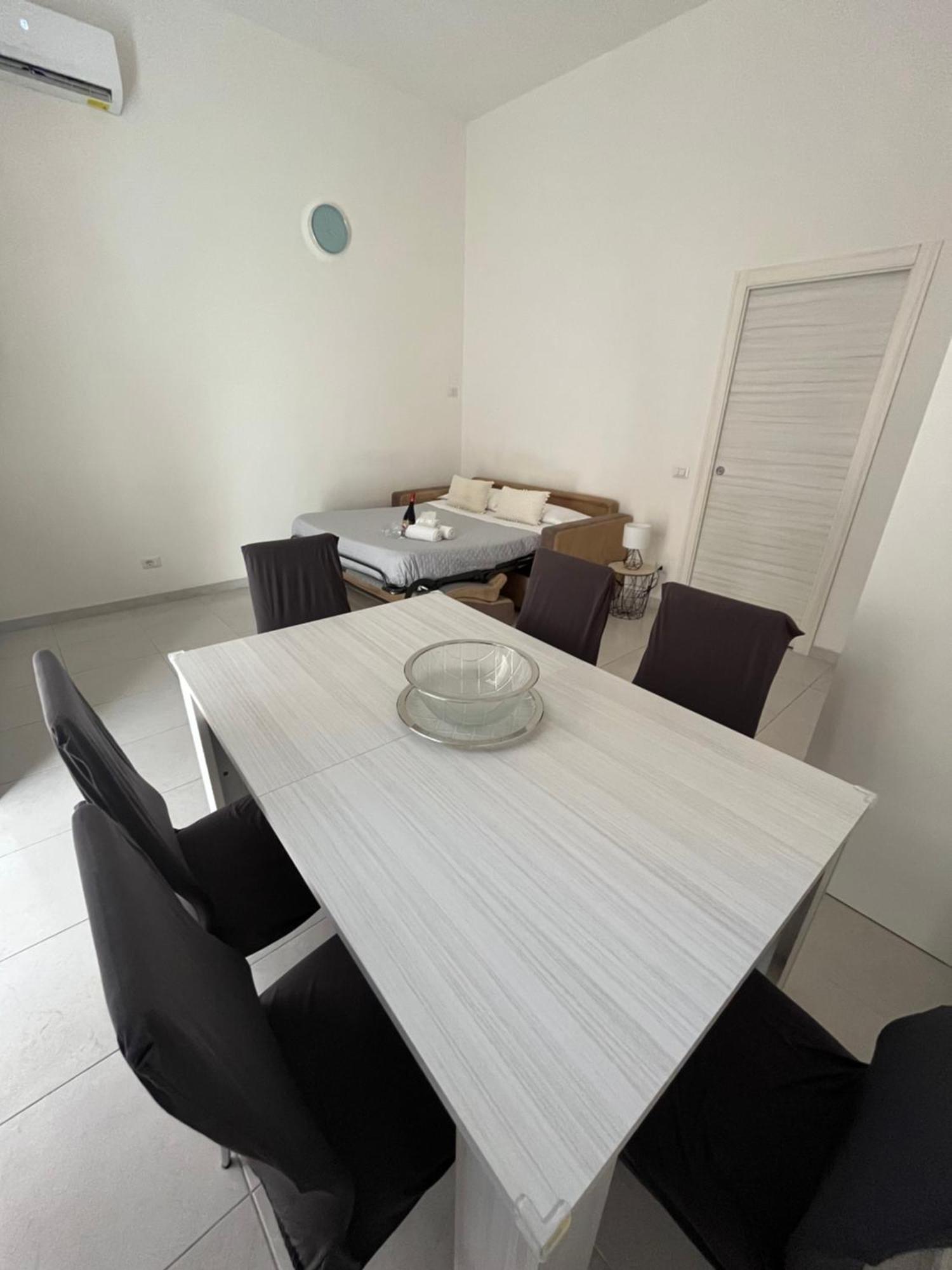 أفولا B&B Regina Rooms المظهر الخارجي الصورة